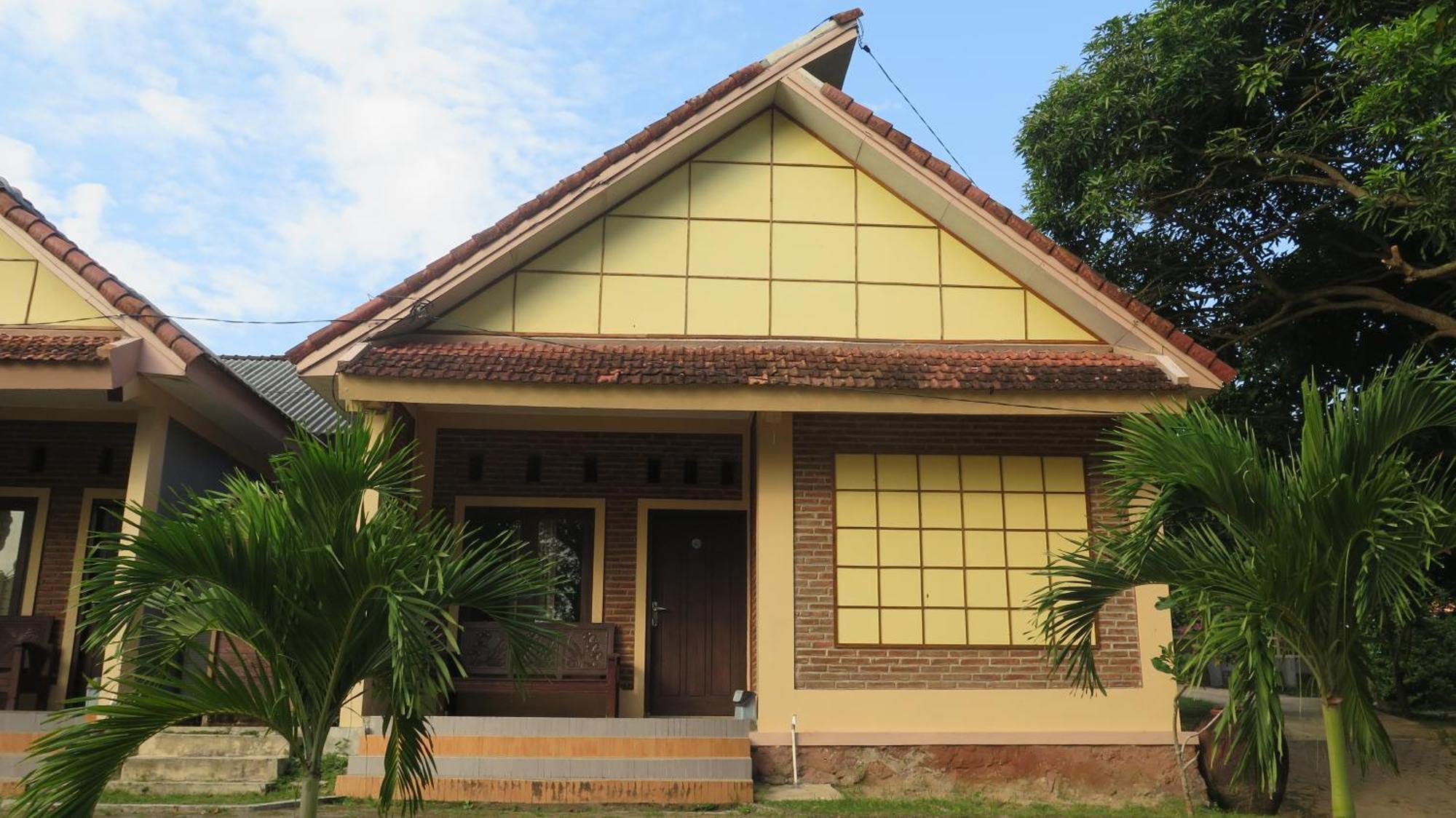 Mangrove Inn Karimunjawa Ngoại thất bức ảnh