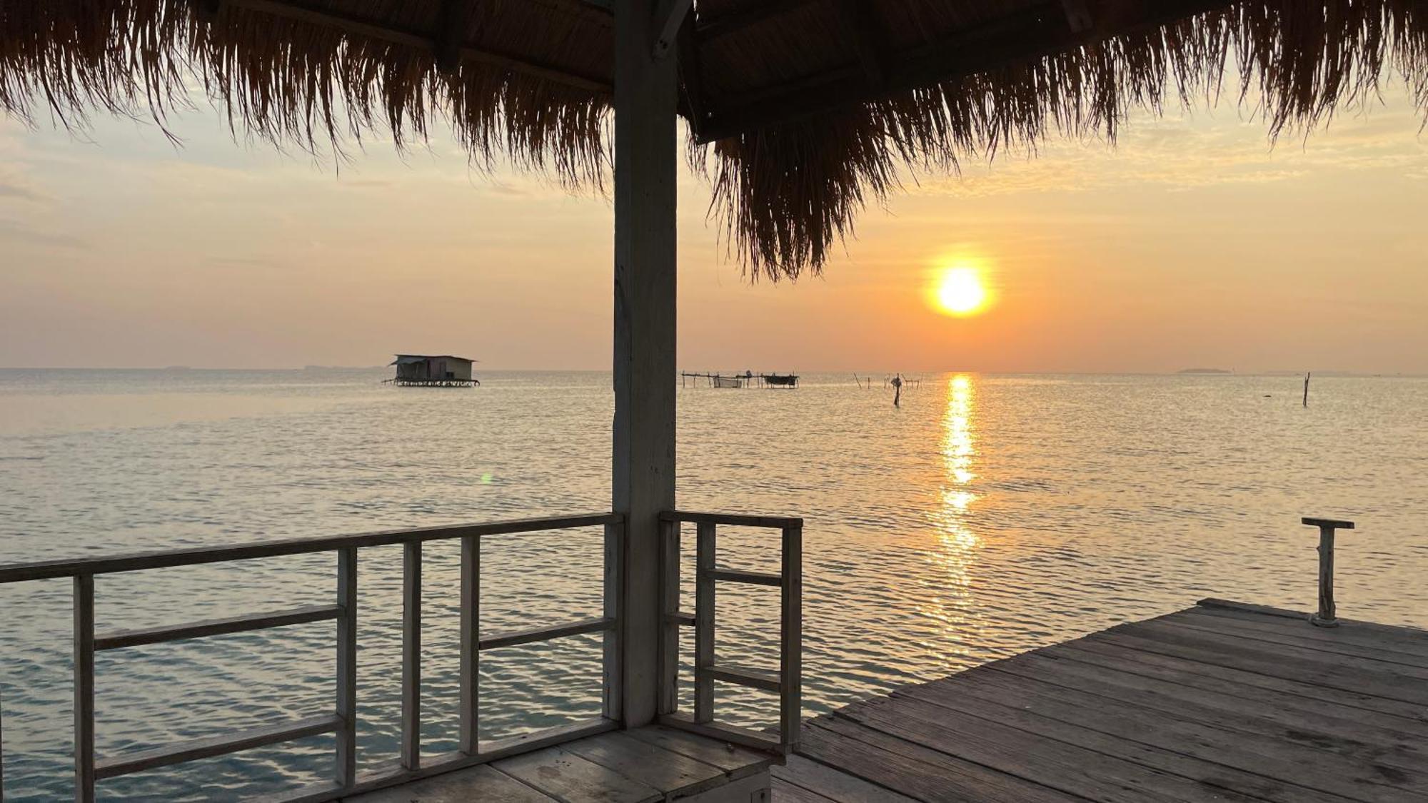 Mangrove Inn Karimunjawa Ngoại thất bức ảnh