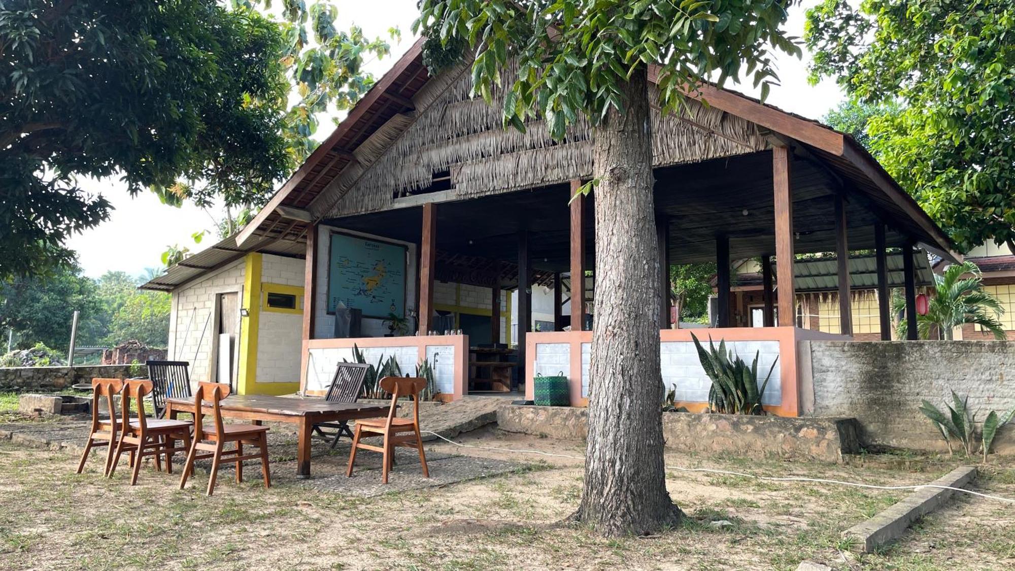 Mangrove Inn Karimunjawa Ngoại thất bức ảnh