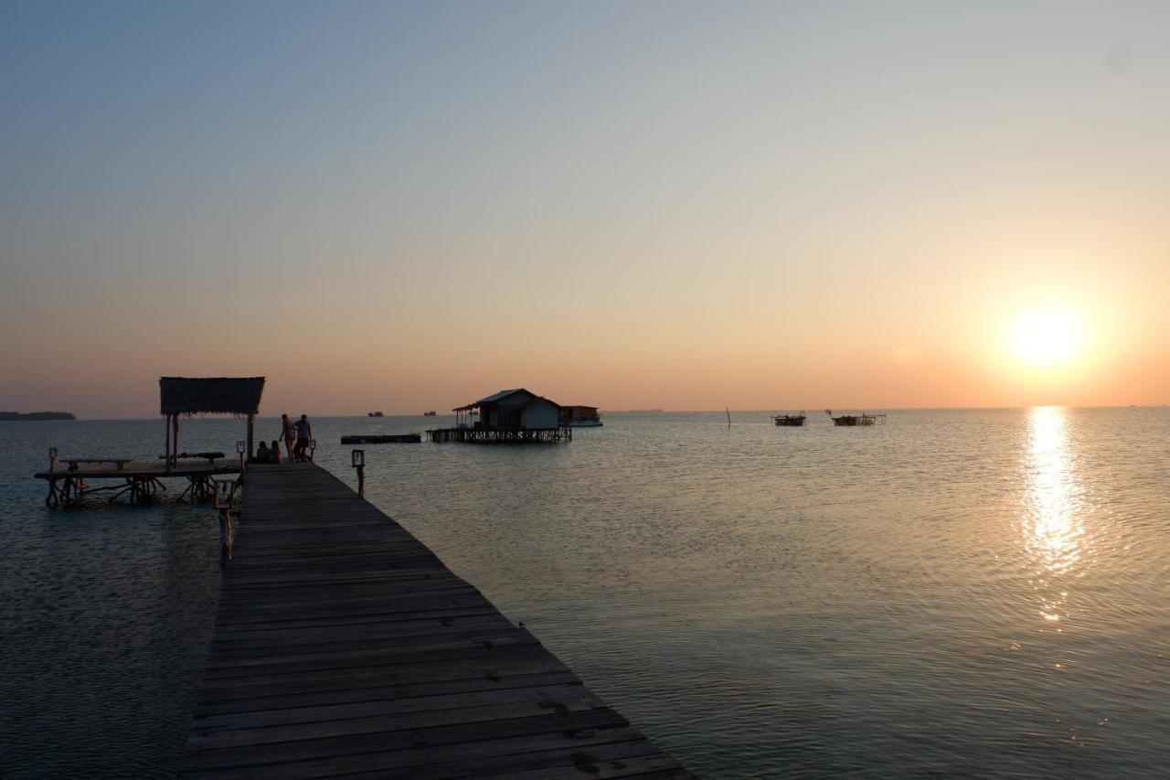 Mangrove Inn Karimunjawa Ngoại thất bức ảnh